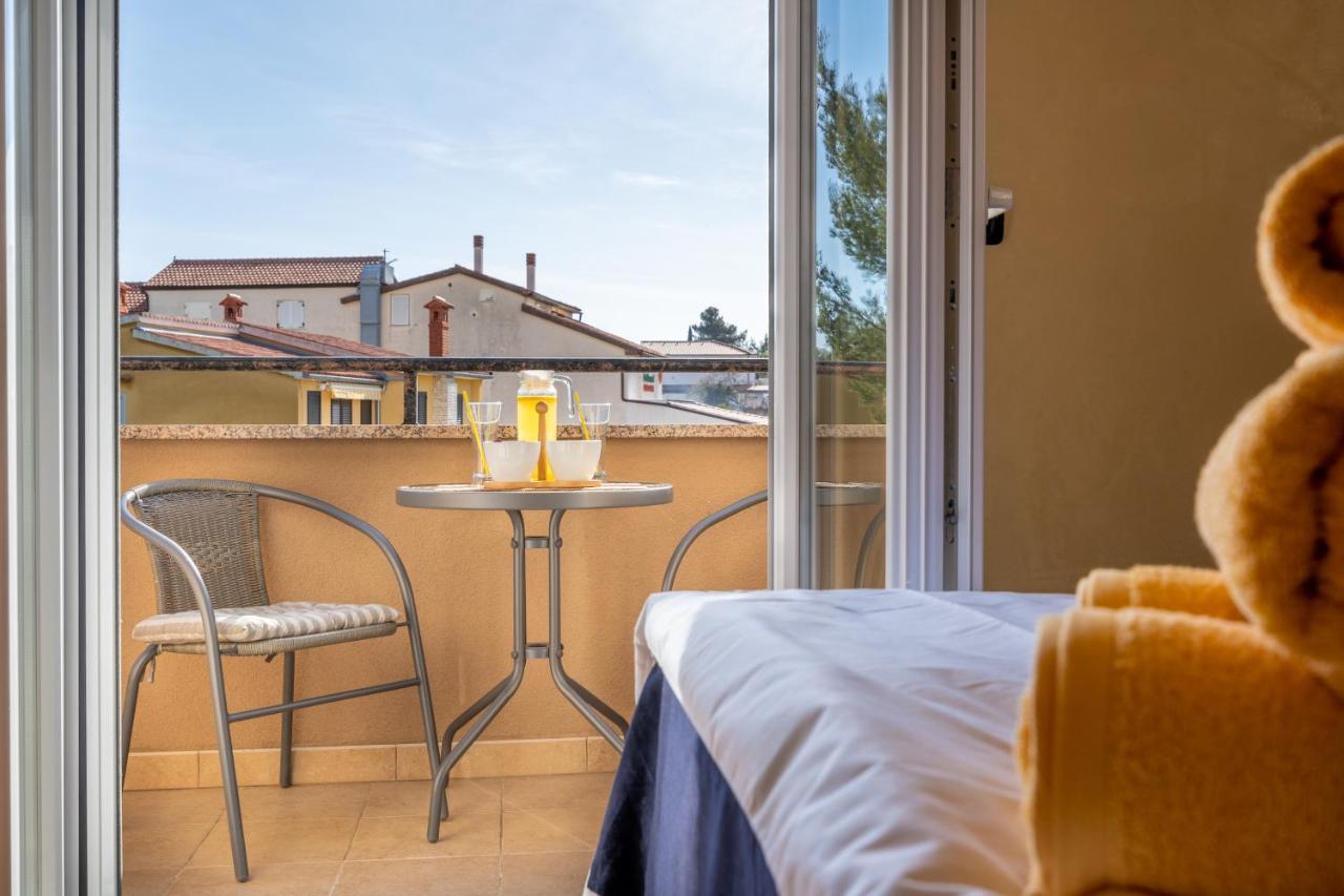 Penthouse Gea Apartment Premantura Exterior foto