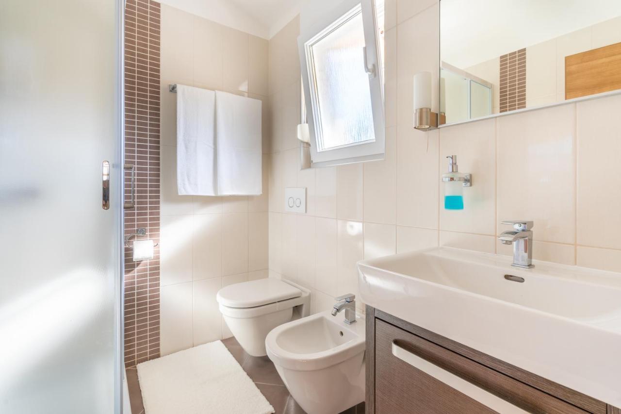 Penthouse Gea Apartment Premantura Exterior foto