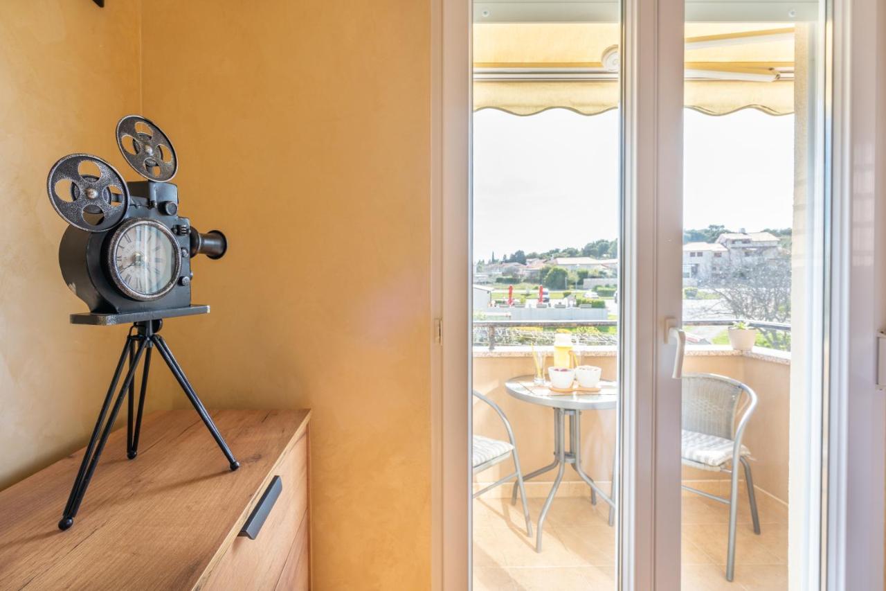 Penthouse Gea Apartment Premantura Exterior foto